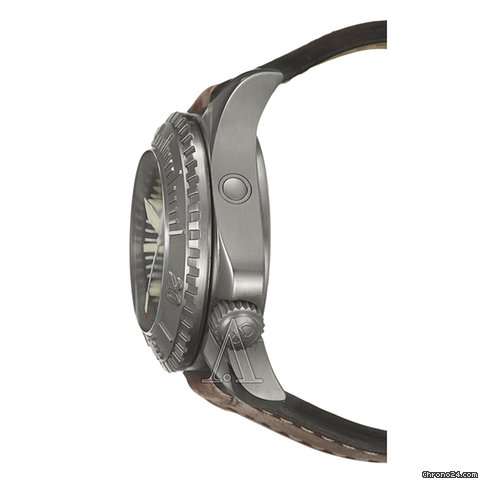 replica Girard Perregaux Men's Sea Hawk II Pro XL Watch WATCHES 1