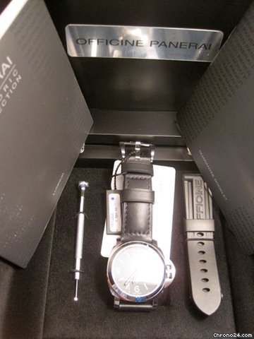 Panerai Luminor Logo WATCHES 2