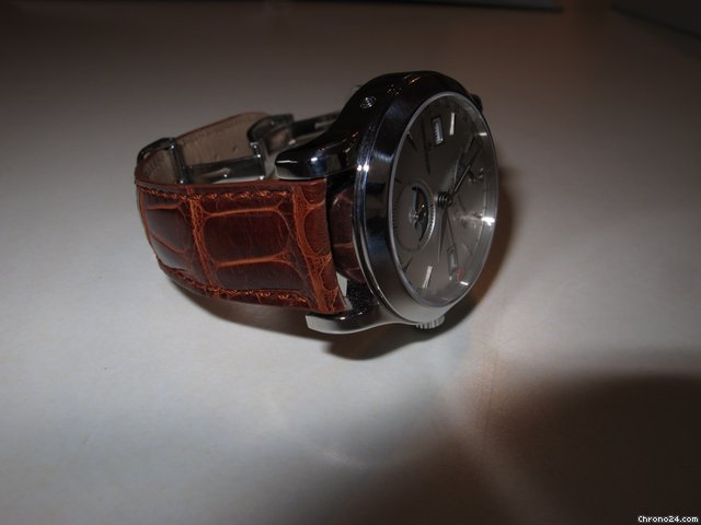 replica Jaeger-LeCoultre Master Calendar Triple Date WATCHES 1