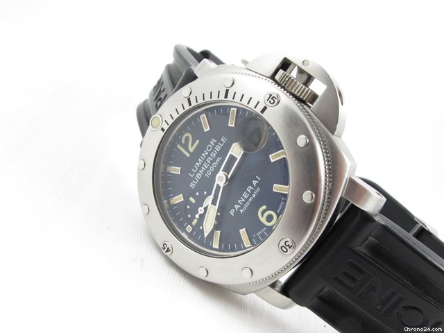 replica Panerai Submersible PAM 87 WATCHES 1