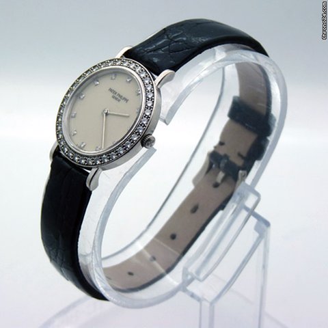 replica Patek Philippe 18ct White Gold Lady's Calatrava Diamond Bezel B&P WATCHES 1 