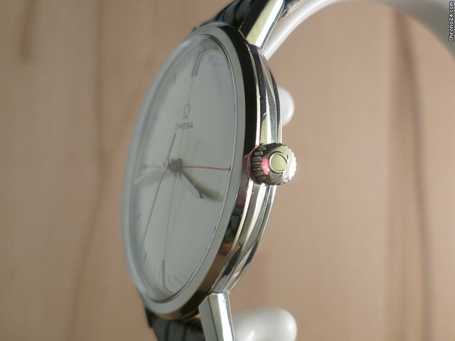replica Omega rotes Omegazeichen WATCHES 1 