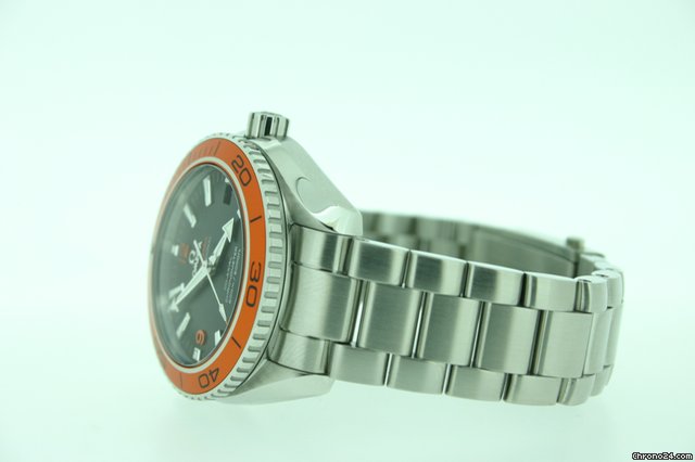Omega Seamaster Planet Ocean Ceramic New Model 232.30.42.21.01.002 WATCHES 2