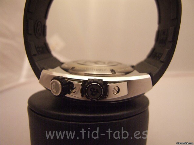 Bell & Ross Marine BR02-92 WATCHES 2