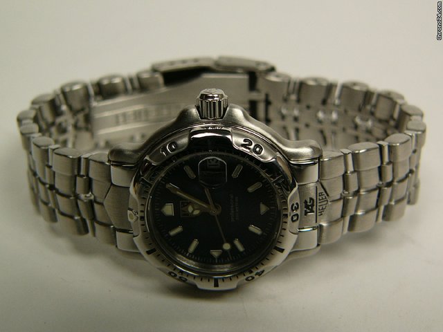 TAG Heuer Porfessional steel blue face mod. EH7272 WATCHES 2
