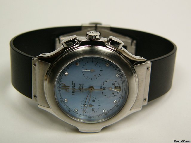 Hublot Depose Elegant chronograph steel, diamonds and rubber mod. 1640.1 WATCHES 2