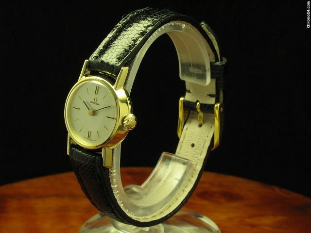 Omega 18kt 750 Gold Handaufzug Damenuhr WATCHES 2