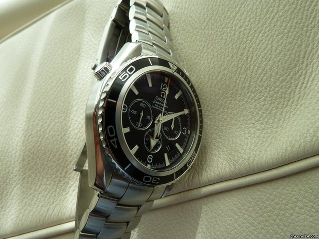 Omega planet ocean chrono WATCHES 2