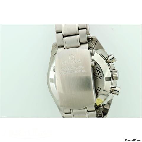 Omega Speedmaster "Moonwatch" steel manual on bracelet WATCHES 2