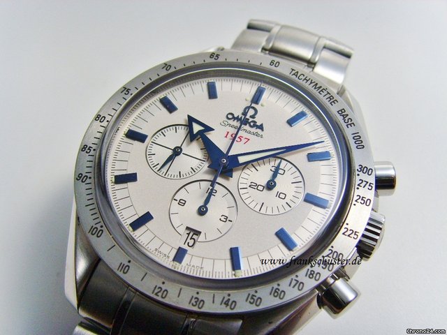 Omega Speedmaster Broad Arrow WATCHES 2