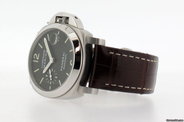 Panerai Luminor Marina 40mm. Model No PAM 0048 WATCHES 2